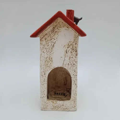Ceramic house with cat on the roof - Image 4