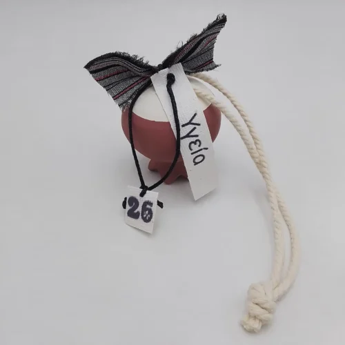 Ροδάκι με λευκό κορδόνι