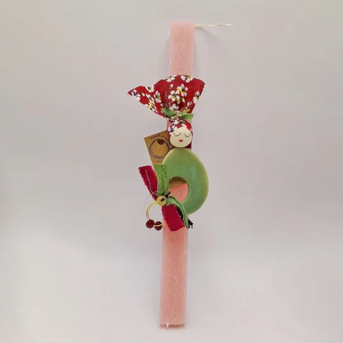 Ροζ λαμπάδα με σκουλαρίκια