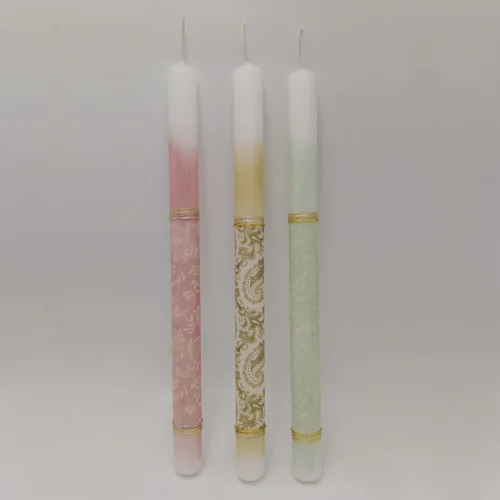 Λαμπάδα με λαχούρια