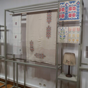 Tablecloths and lamp exhibited at the municipal gallery in Chania. Tablecloths and lamp exhibited at the municipal gallery in Chania.